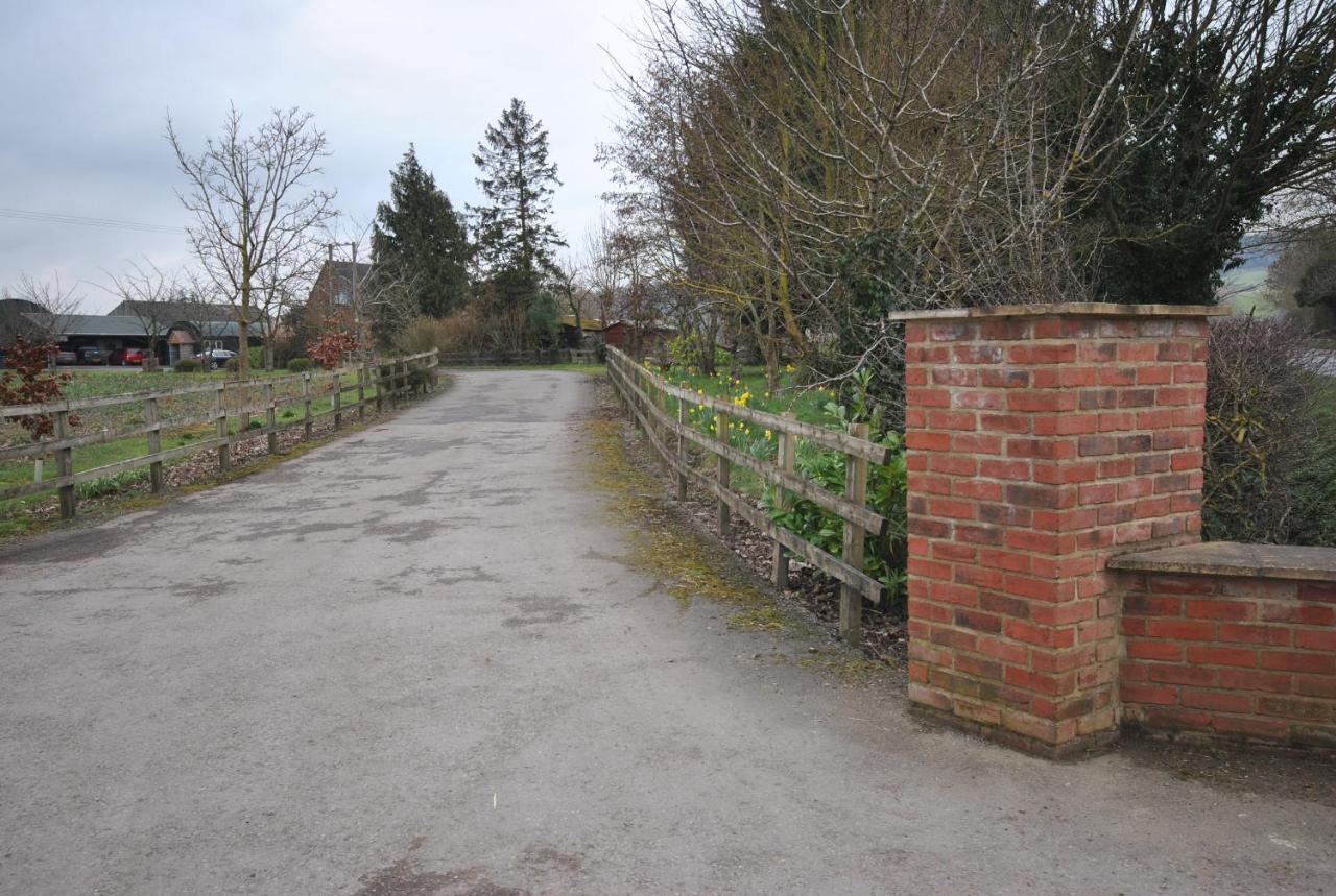 Alderton Elms Farm别墅 外观 照片