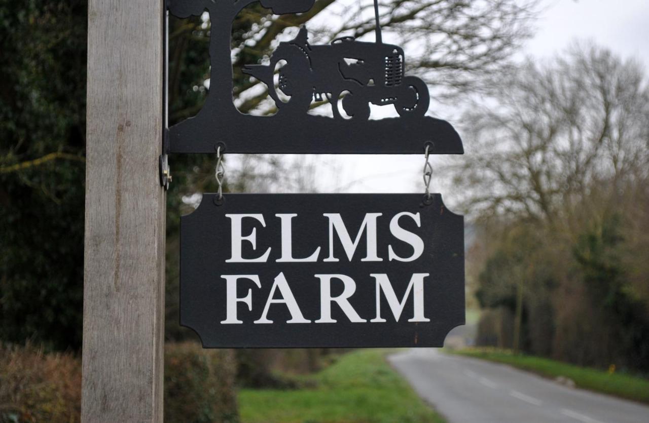 Alderton Elms Farm别墅 外观 照片